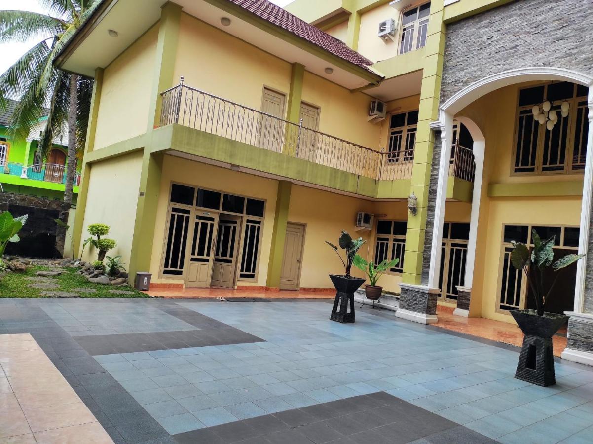 Hotel Randik Sekayu Extérieur photo